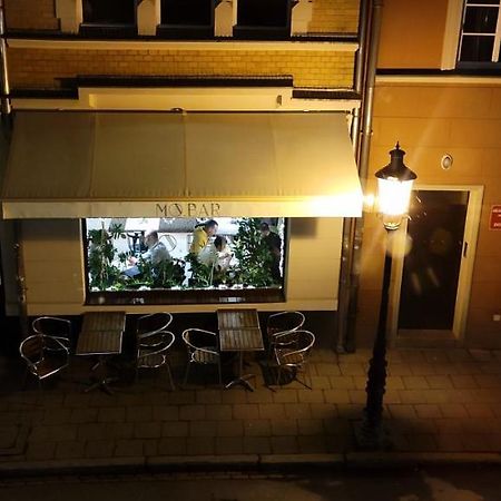 Private Apartament Wroniecka 6 - Parking Poznan Bagian luar foto